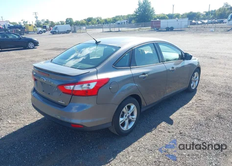 2012 Ford Focus Se z USA, uszkodzony, nr VIN 1FAHP3F27CL408433